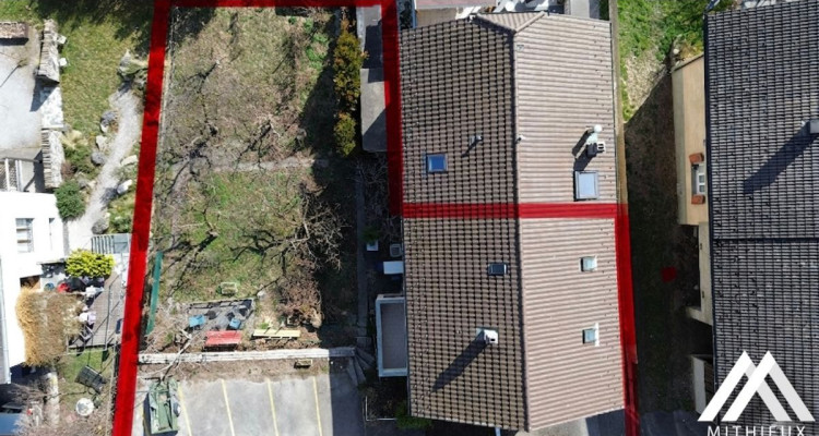 Le Charme de Châtaignier : Maison villageoise à fort potentiel et vue dégagée image 1