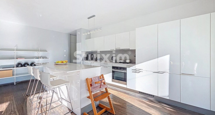 Superbe 5 pièces rez de jardin immeuble Minergie Vieusseux image 5