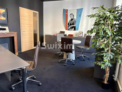 Adresse de prestige bureaux 220 m² Rue du Mont-Blanc image 1