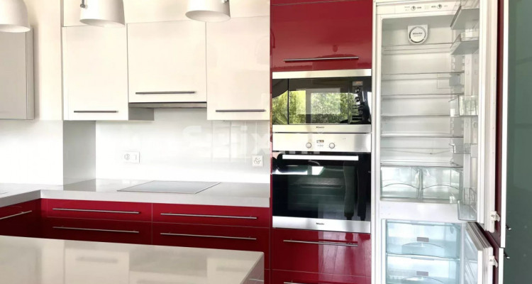 Magnifique 4 pièces immeuble Minergie image 3