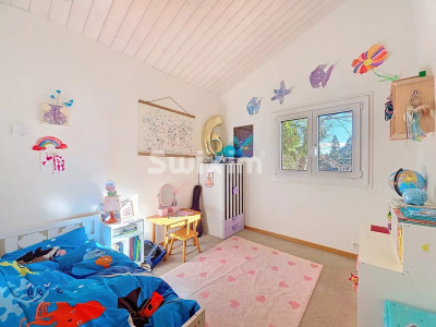 Joli chalet coeur de St-Cergue image 2