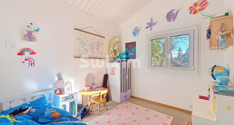 Joli chalet coeur de St-Cergue image 2