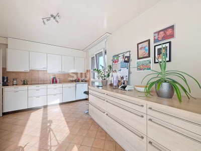 Superbe 4,5 pièces 130 m² baigné de lumière Duillier image 9