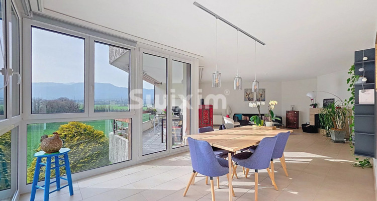 Superbe 4,5 pièces 130 m² baigné de lumière Duillier image 1