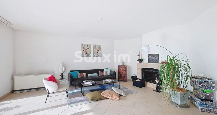 Superbe 4,5 pièces 130 m² baigné de lumière Duillier image 7