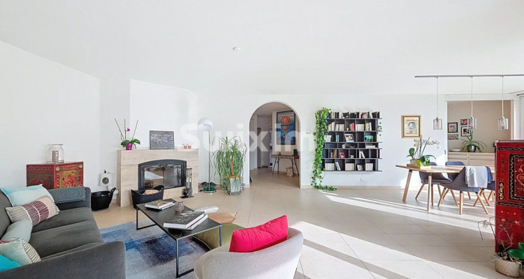 Superbe 4,5 pièces 130 m² baigné de lumière Duillier image 8