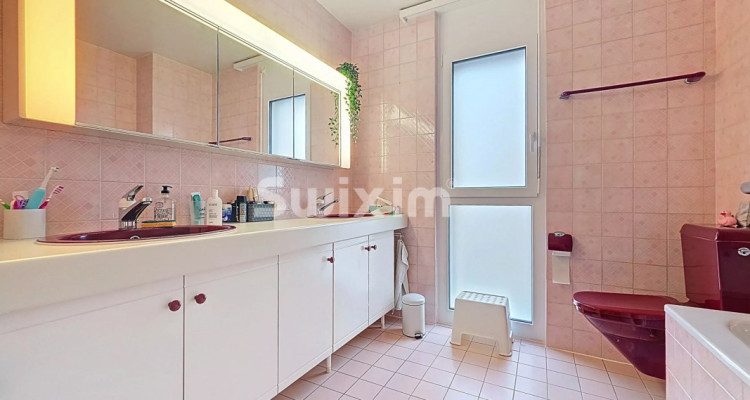 Superbe 4,5 pièces 130 m² baigné de lumière Duillier image 12