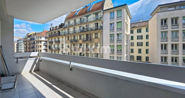 Superbe 3 pièces 60m² aux  Eaux Vives image 4