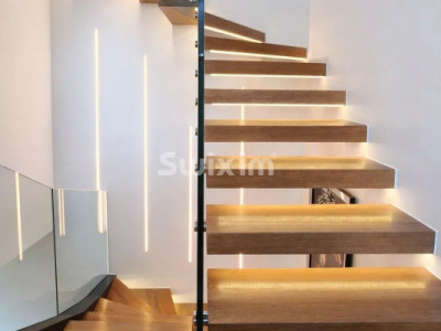 CONTEMPORARY ARCHITECT-DESIGNED VILLA NESTLED IN AN AUTHENTIC VILLAGE HOUSE image 6