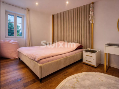 CONTEMPORARY ARCHITECT-DESIGNED VILLA NESTLED IN AN AUTHENTIC VILLAGE HOUSE image 8