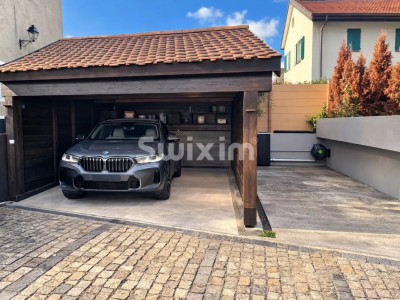 CONTEMPORARY ARCHITECT-DESIGNED VILLA NESTLED IN AN AUTHENTIC VILLAGE HOUSE image 12