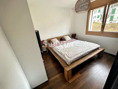 EXCLUSIVE - Aux Celliers, a bright 4-room apartment with large waterfront terrace image 9