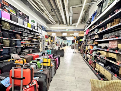 Shopping center store image 1