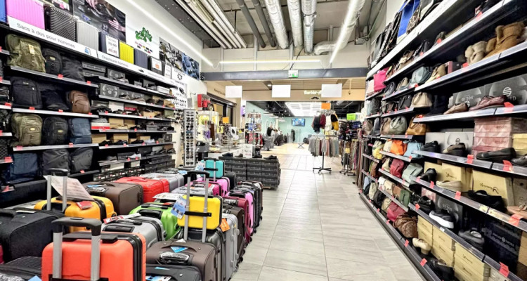 Shopping center store image 1