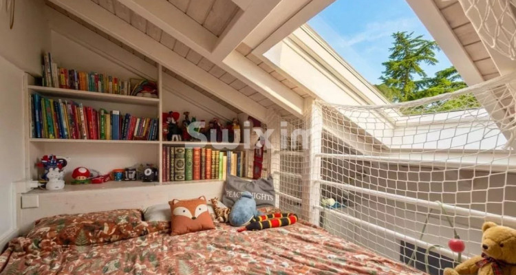 Exclusive: Bright 5-room village house eligible for CASATAX, with terrace, garage, and great character image 6