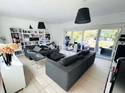 Maison familiale contemporaine image 4