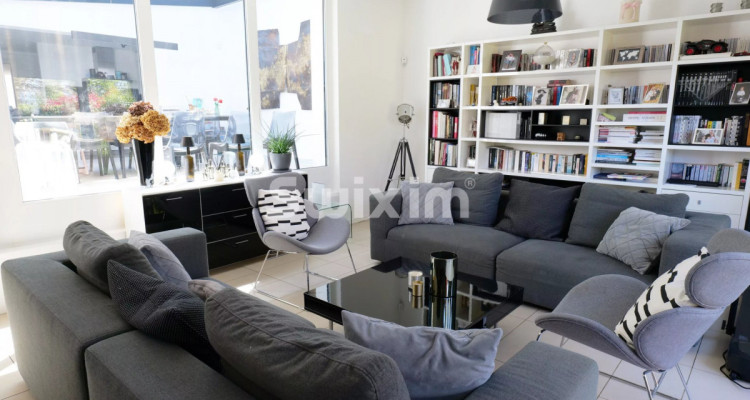 Maison familiale contemporaine image 2