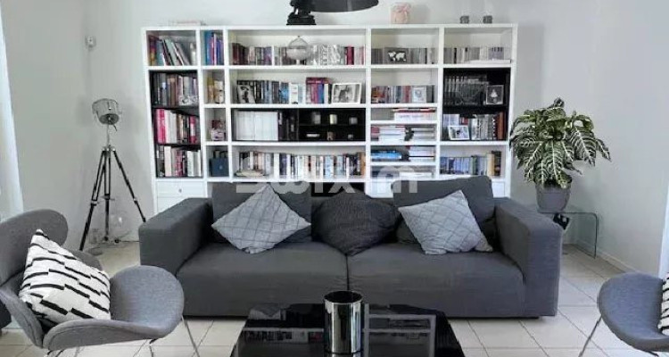 Maison familiale contemporaine image 3