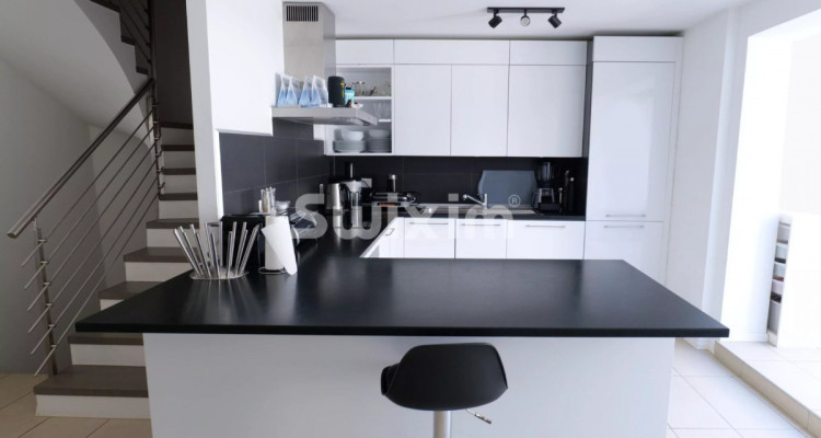 Maison familiale contemporaine image 6