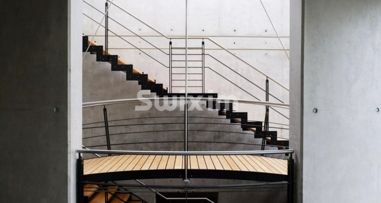 Rare propriété les pieds dans leau image 2