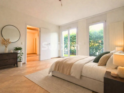 Vaste rez-de-jardin occupant seul son étage image 4