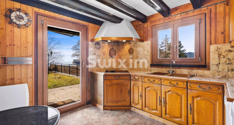 Chalet de trois appartements au pied des pistes image 5