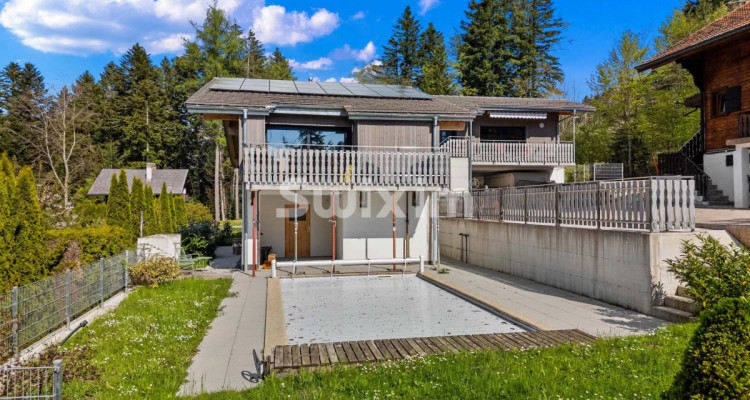 Immeuble de rendement aux pied des pistes ! image 1