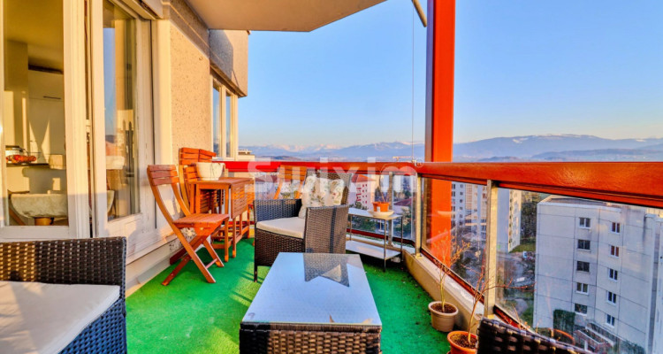 Exclusivité ! Appartement de 2.5 pièces avec vue dégagée image 1