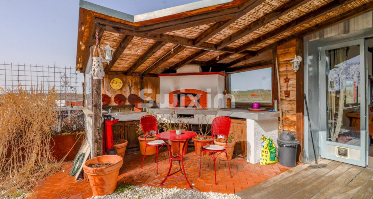 Loft industriel unique 220m² · Complexe mixte générateur de revenus · Rendement jusquà 7.09% image 2