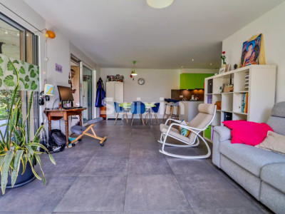 Exclusivité ! Appartement 4.5 pièces avec jardin ! image 3