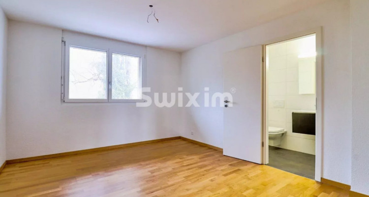 Exclusivité ! Superbe attique avec une vue dégagée sur les montagnes ! image 4