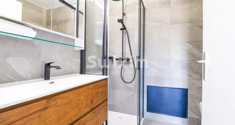 Palézieux · 2.5p entièrement rénové · Balcon vue champs · CHF 465000.- image 8