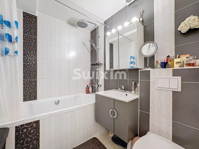 Charming village house in Vernier image 9