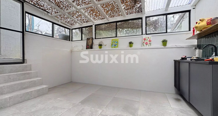 Charming village house in Vernier image 4