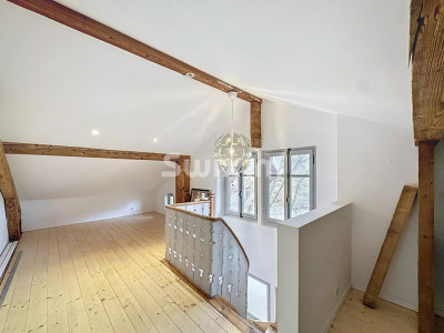 Magnificent property in Bellevue image 10