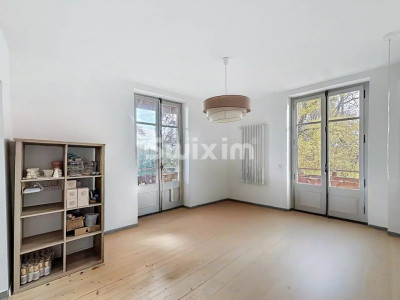 Magnificent property in Bellevue image 12