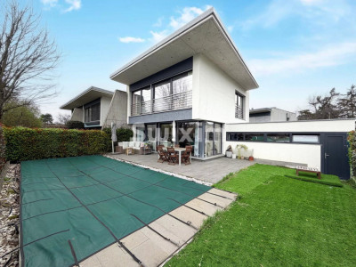 Semi-detached HPE house in Vessy image 2