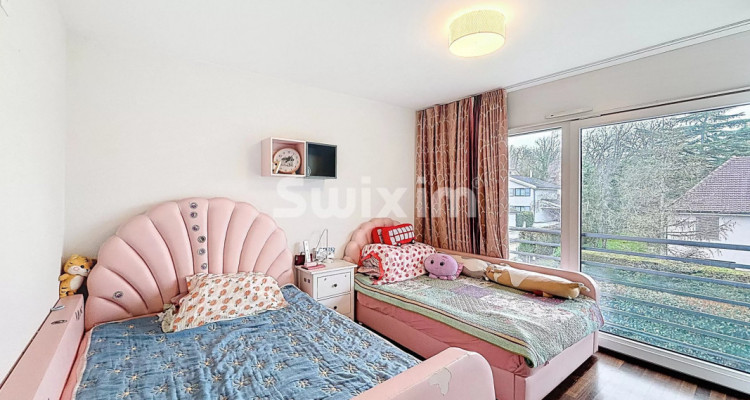 Semi-detached HPE house in Vessy image 7