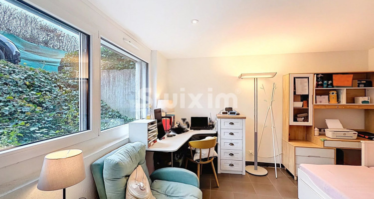 Semi-detached HPE house in Vessy image 13