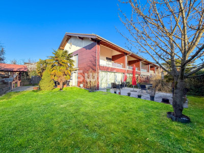 House with garden in Vernier image 1