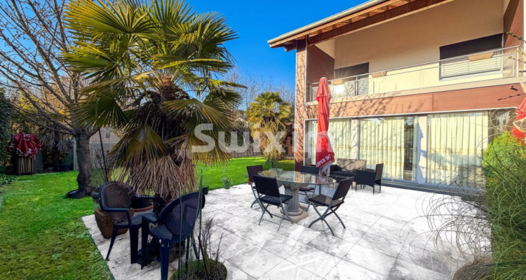 House with garden in Vernier image 2