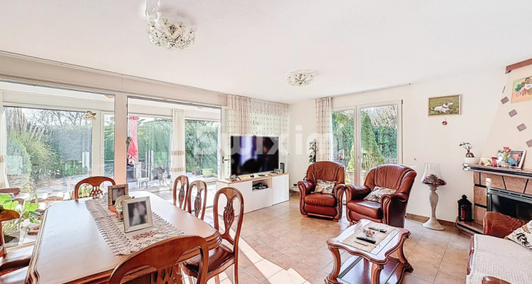 House with garden in Vernier image 3