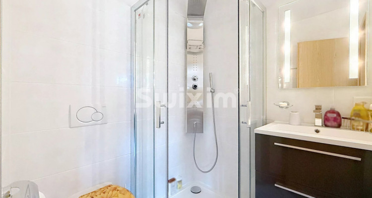 House with garden in Vernier image 11