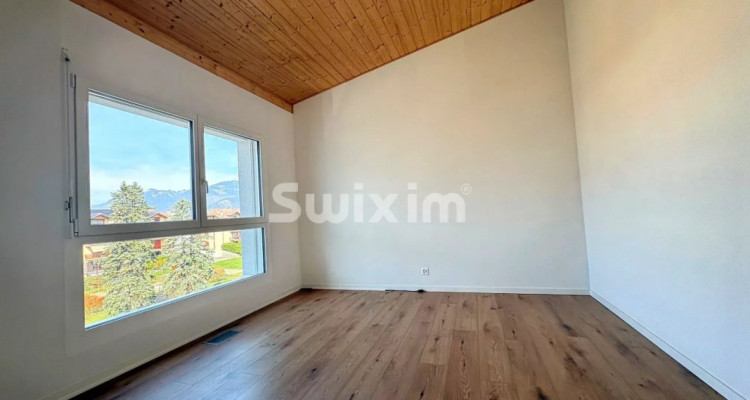 Attique de Luminosité & confort moderne image 6