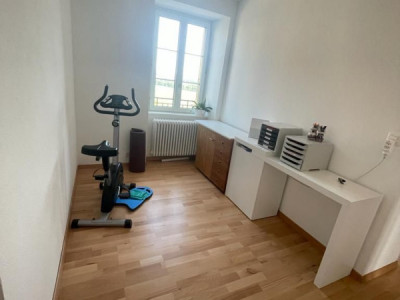 Spacieux appartement de 4,5 pièces avec grande terrasse au cœur de La Sarraz image 8