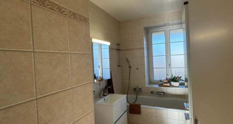 Spacieux appartement de 4,5 pièces avec grande terrasse au cœur de La Sarraz image 11