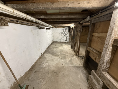 Local dépôt / atelier de 25 m² avec électricité image 1