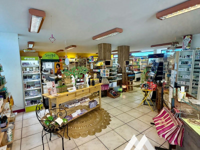 Surface commerciale denviron 234 m² sur deux niveaux - Conthey image 2