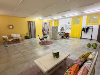 Surface commerciale denviron 234 m² sur deux niveaux - Conthey image 10