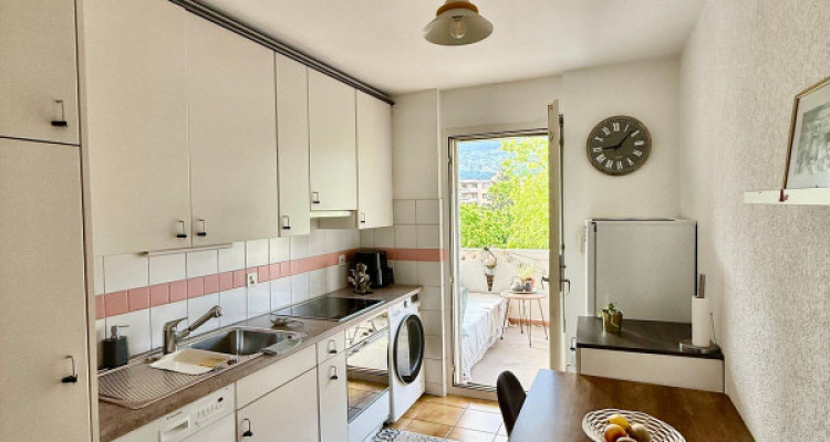 APPARTEMENT LUMINEUX DE 5 PCS, 119 M2, SION ! image 6